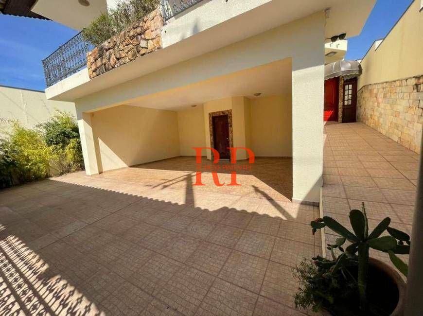 Casa à venda com 3 quartos, 200m² - Foto 12