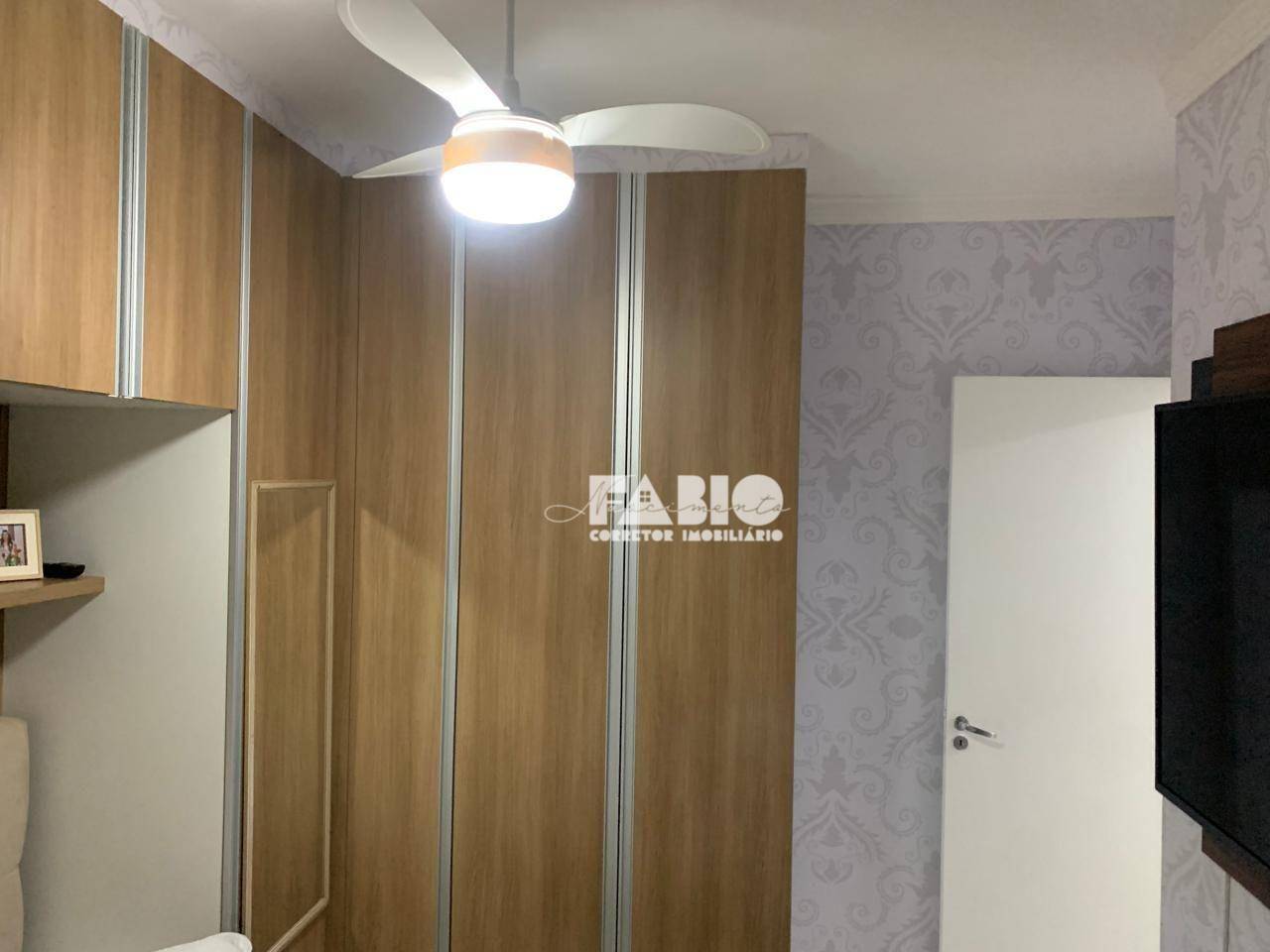 Apartamento à venda com 2 quartos, 45m² - Foto 11