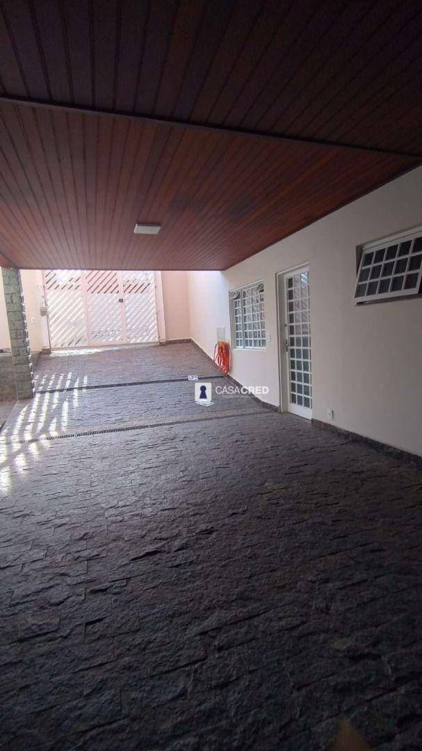 Casa à venda com 4 quartos, 350m² - Foto 23