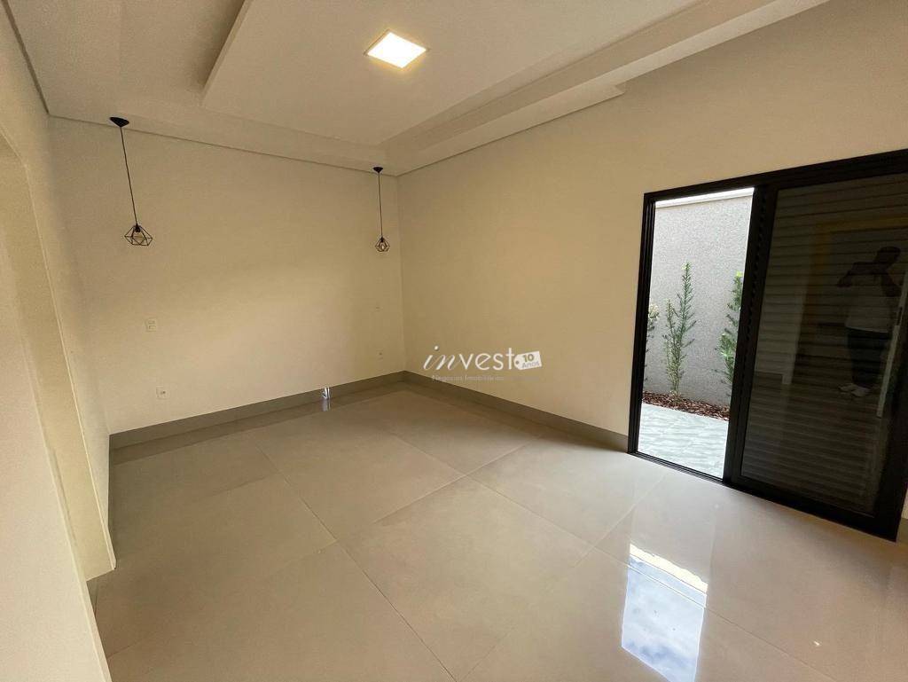 Casa de Condomínio à venda com 3 quartos, 270m² - Foto 5