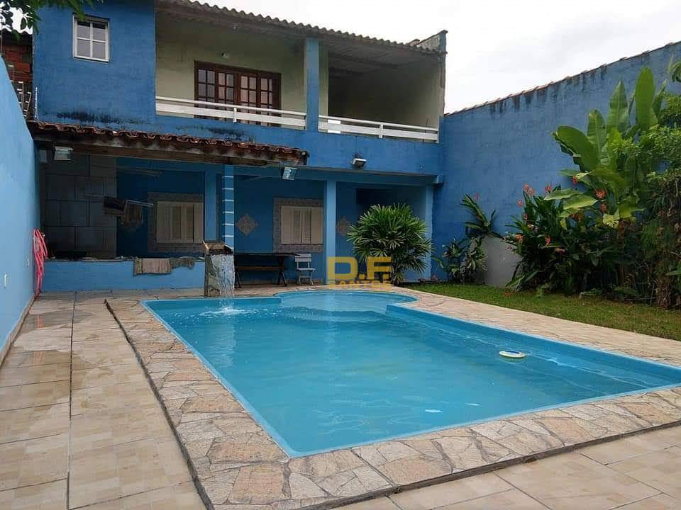 Sobrado à venda com 3 quartos, 200m² - Foto 1