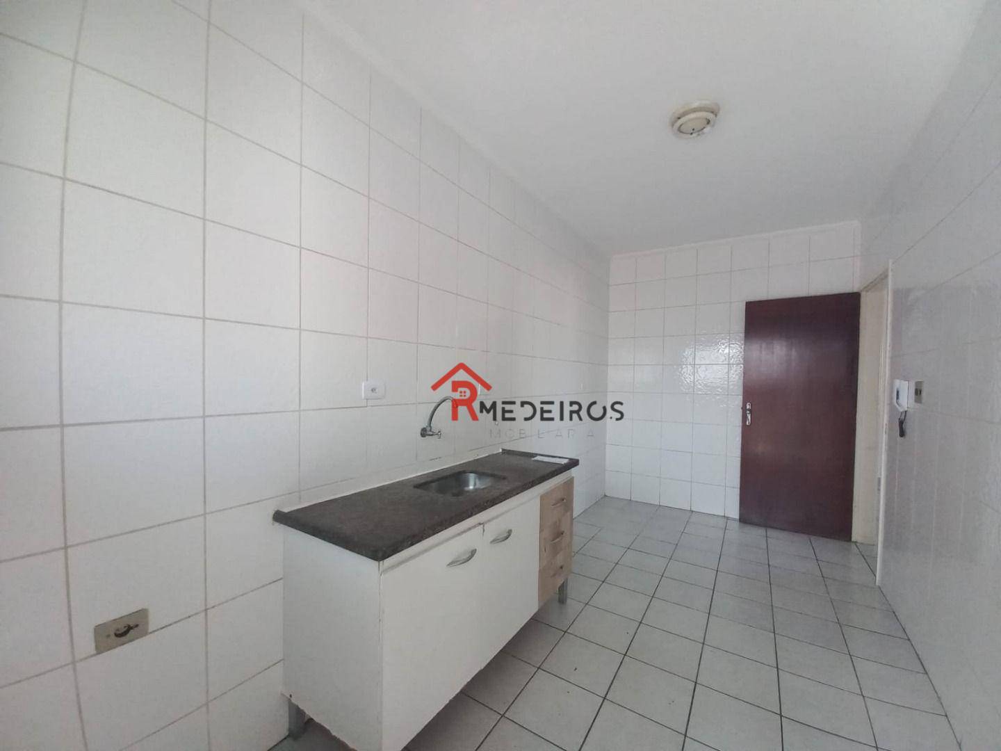 Apartamento à venda com 2 quartos, 75m² - Foto 9