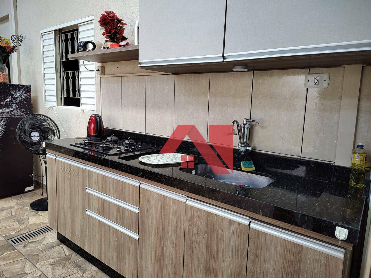Casa à venda com 3 quartos, 188m² - Foto 7