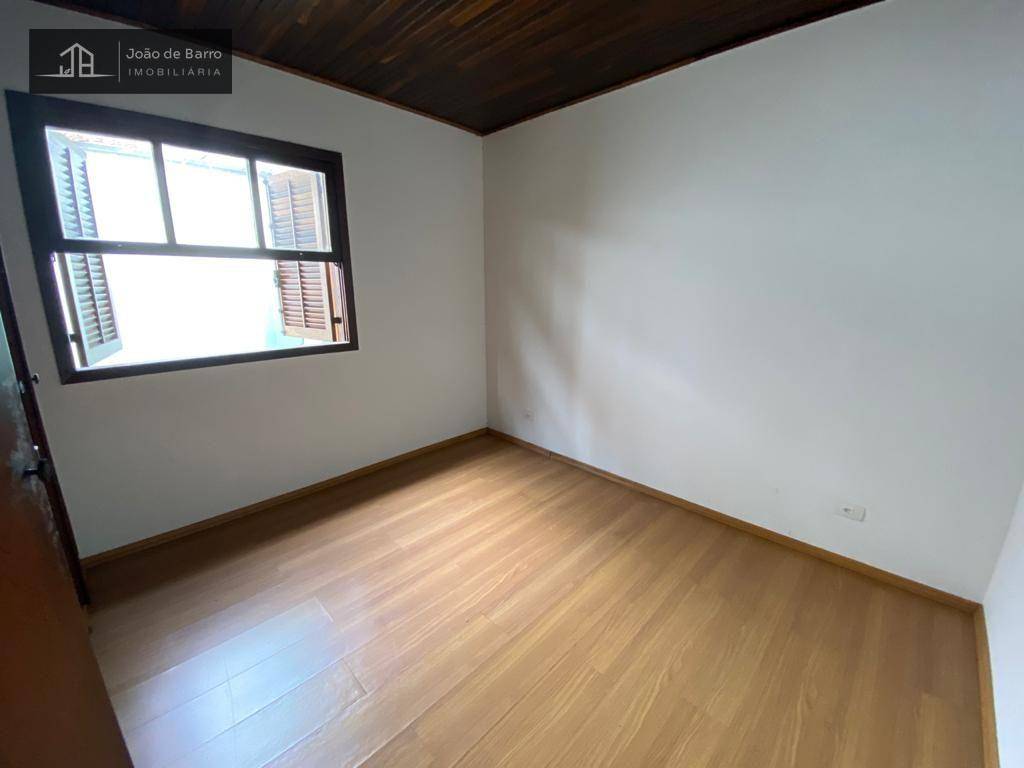 Casa de Condomínio à venda com 4 quartos, 230m² - Foto 10