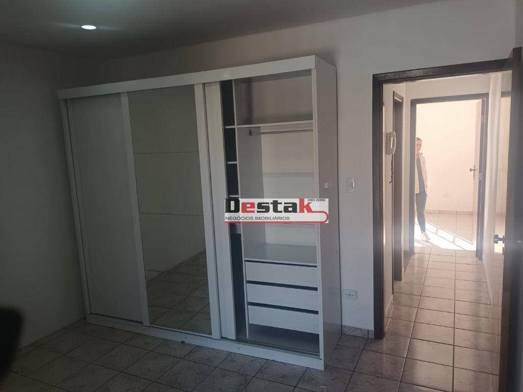 Sobrado para alugar com 3 quartos, 320m² - Foto 15