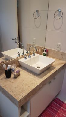 Apartamento à venda com 2 quartos, 73m² - Foto 4