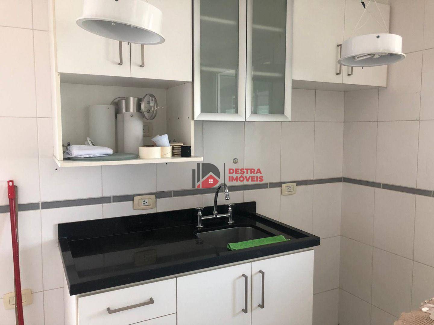 Apartamento à venda com 2 quartos, 59m² - Foto 14