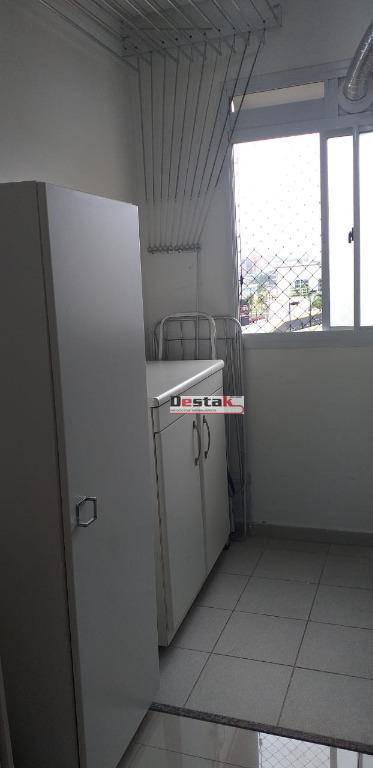 Apartamento à venda com 2 quartos, 55m² - Foto 15