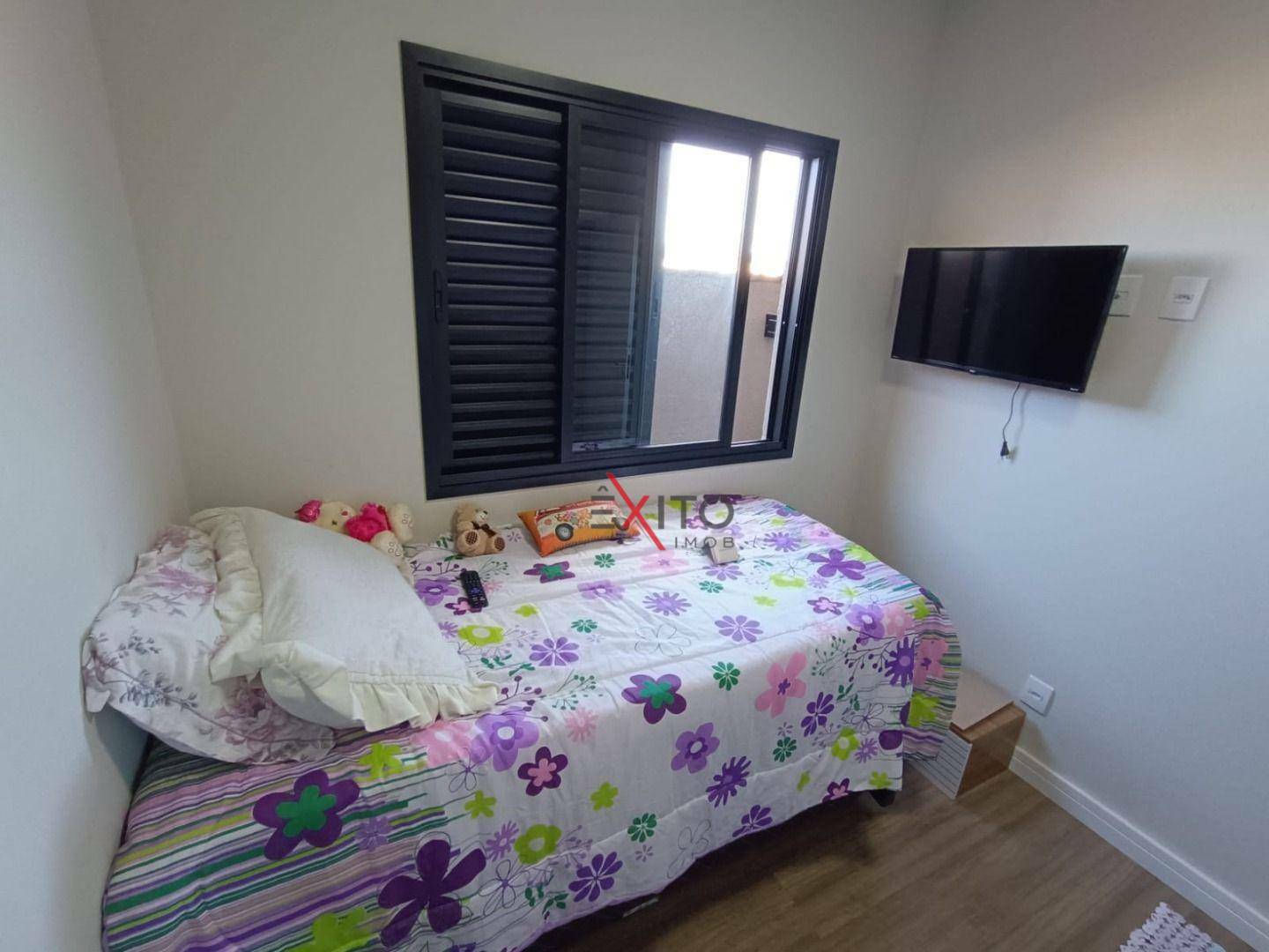 Casa de Condomínio à venda com 3 quartos, 160m² - Foto 4