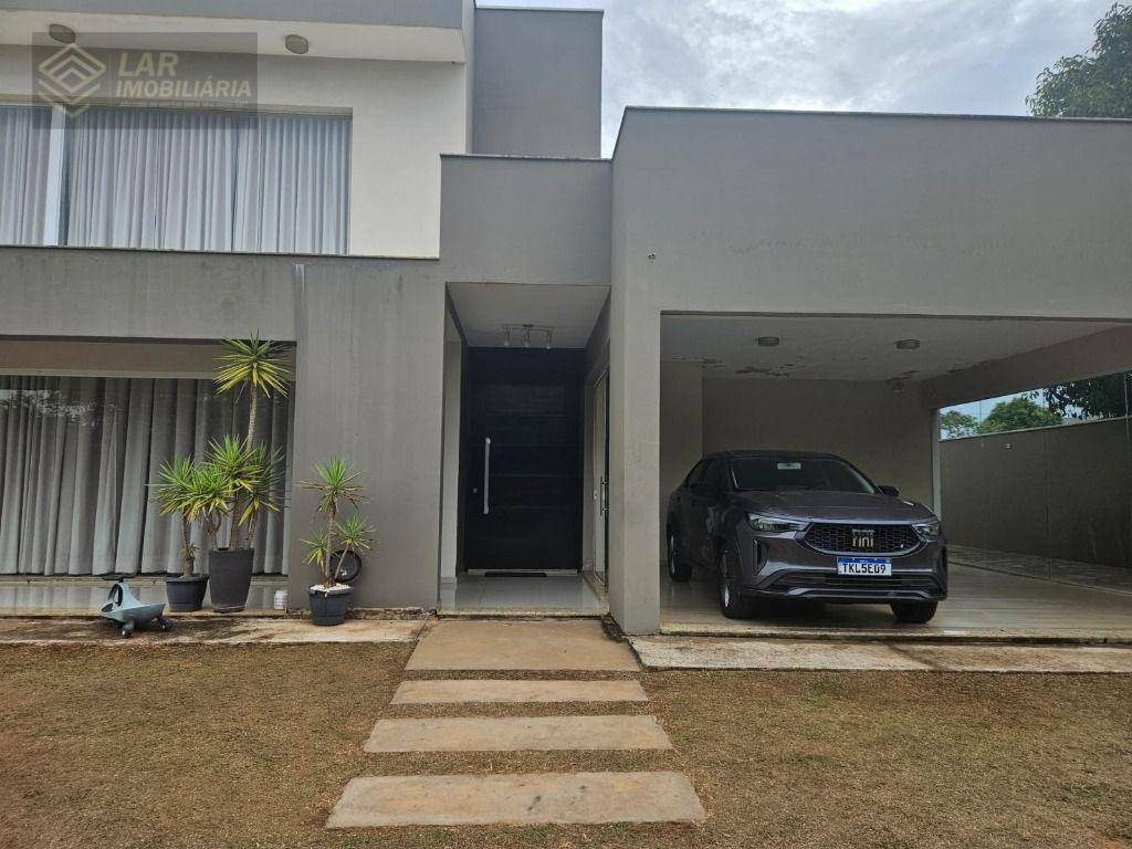 Casa de Condomínio para alugar com 4 quartos, 500m² - Foto 42