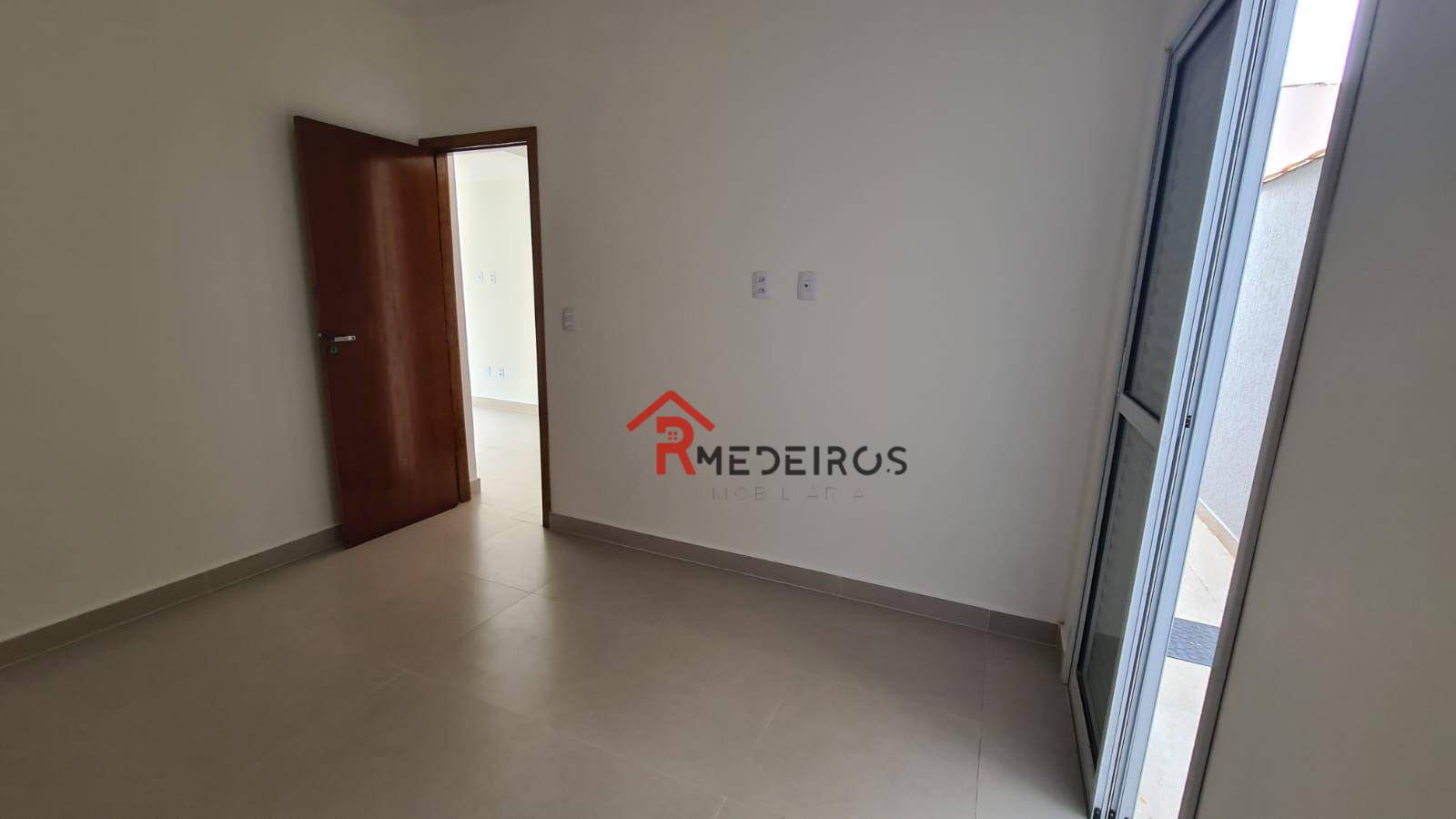 Casa à venda com 2 quartos, 48m² - Foto 14