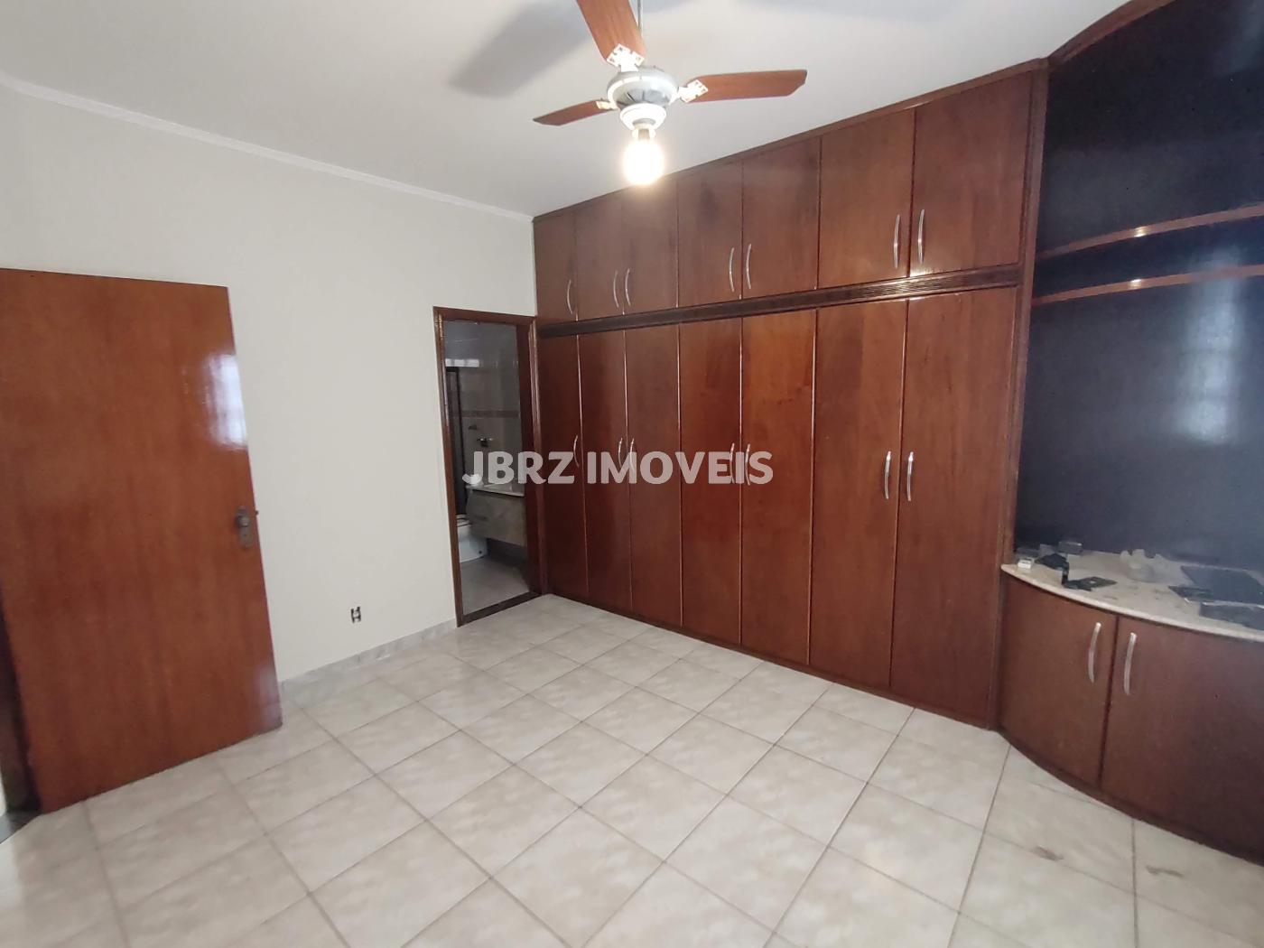 Casa para alugar com 3 quartos, 153m² - Foto 11