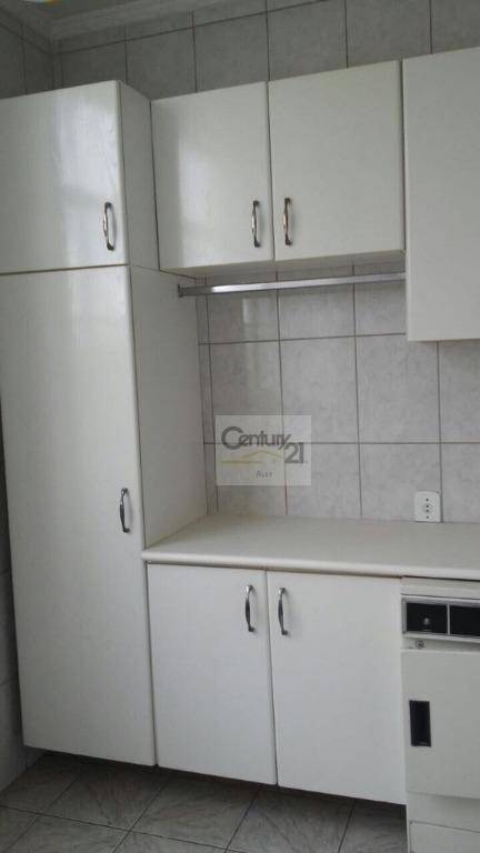 Apartamento à venda com 4 quartos, 140m² - Foto 8