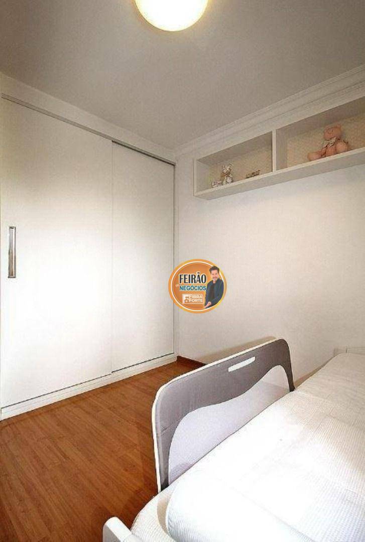 Apartamento à venda com 4 quartos, 141m² - Foto 17