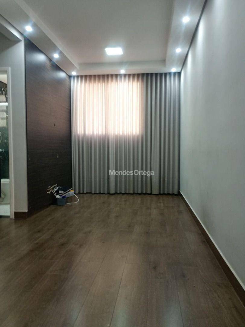 Apartamento para alugar com 2 quartos, 49m² - Foto 2