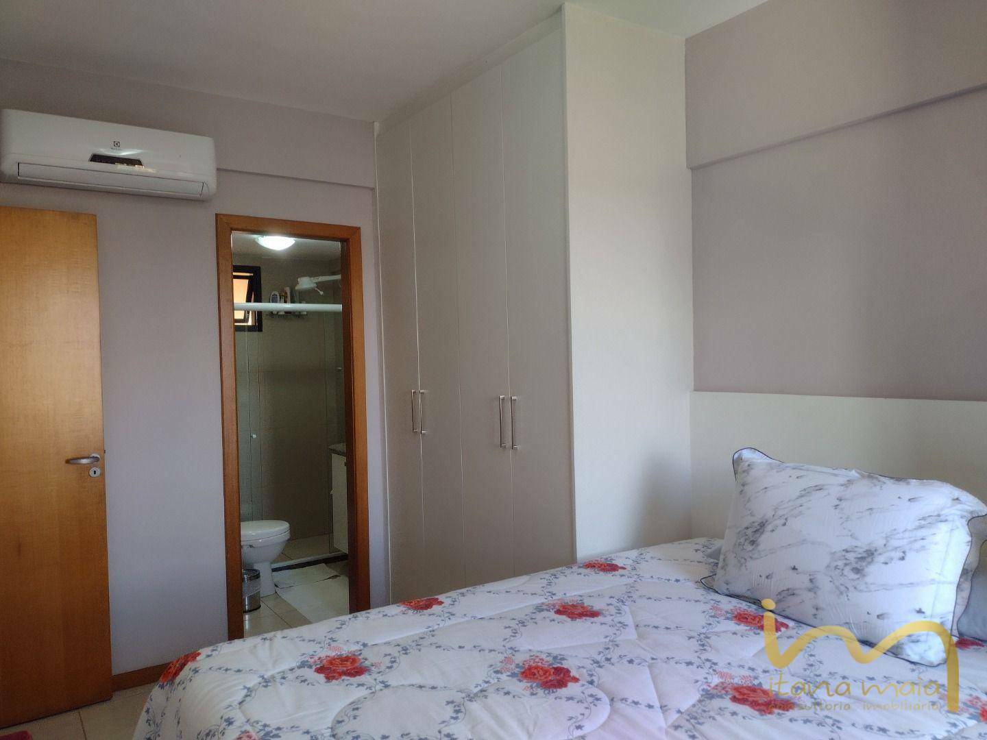 Apartamento à venda com 2 quartos, 80m² - Foto 15