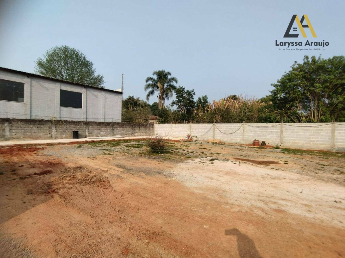 Chácara à venda com 2 quartos, 168m² - Foto 27