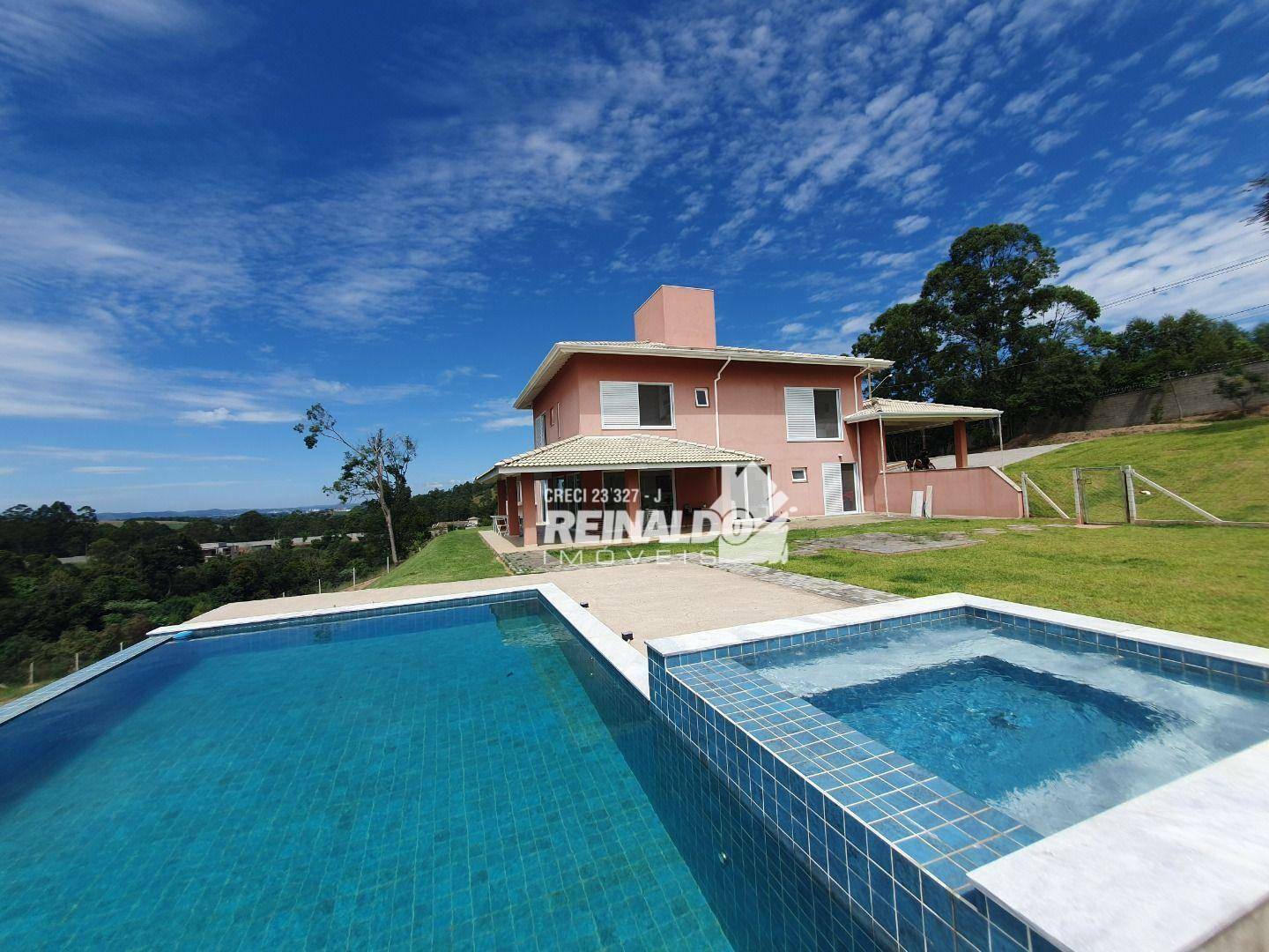 Casa de Condomínio à venda com 4 quartos, 433m² - Foto 1