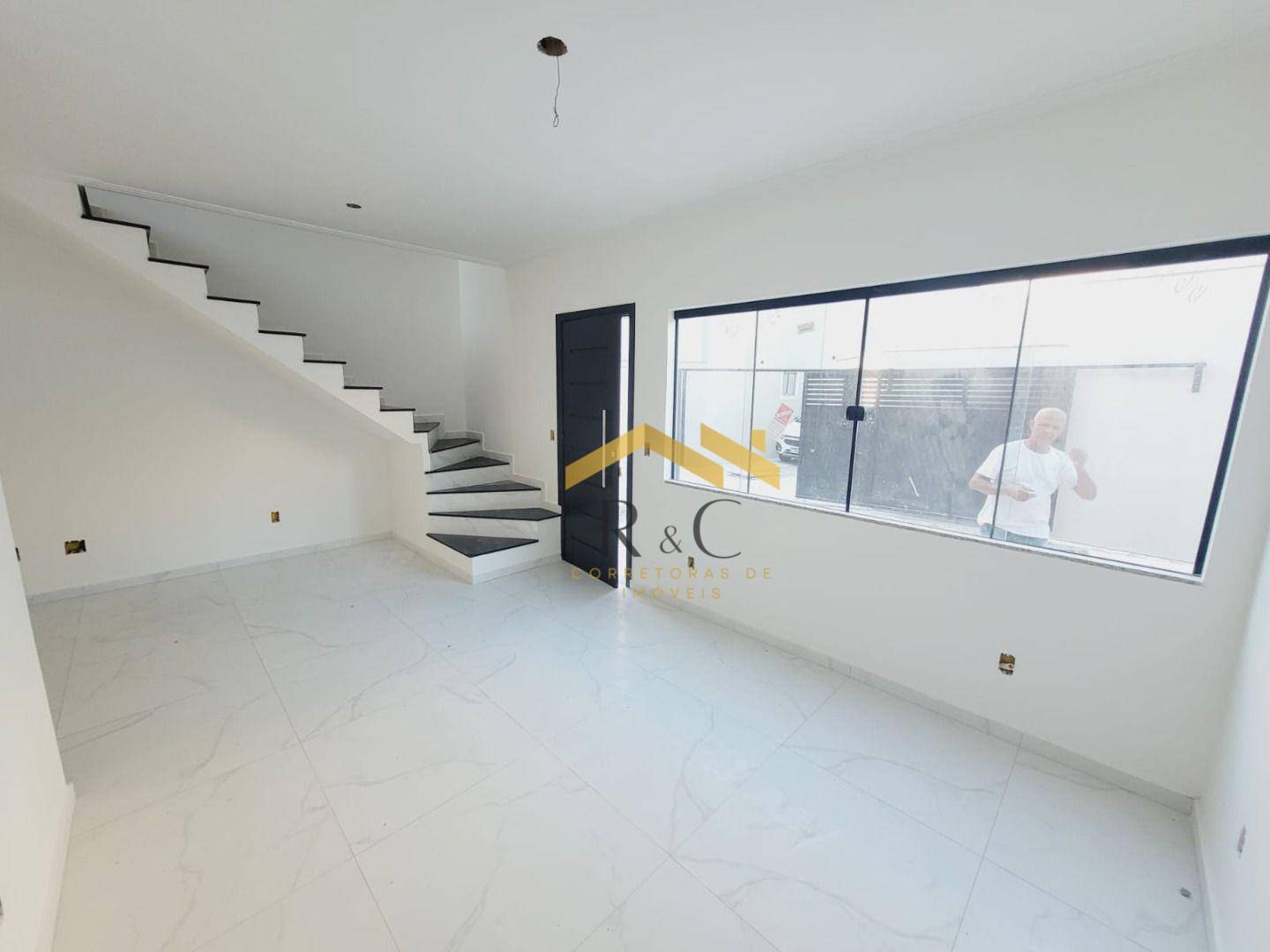 Casa à venda com 3 quartos, 110m² - Foto 3