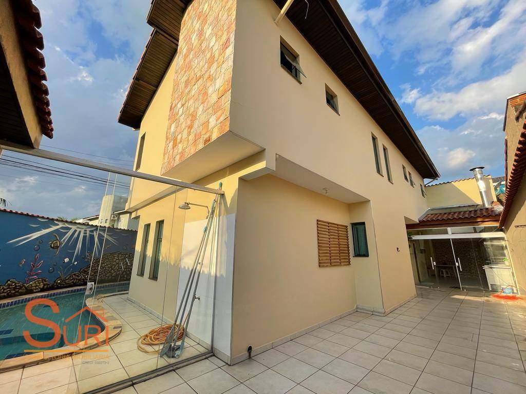 Sobrado à venda com 4 quartos, 256m² - Foto 8