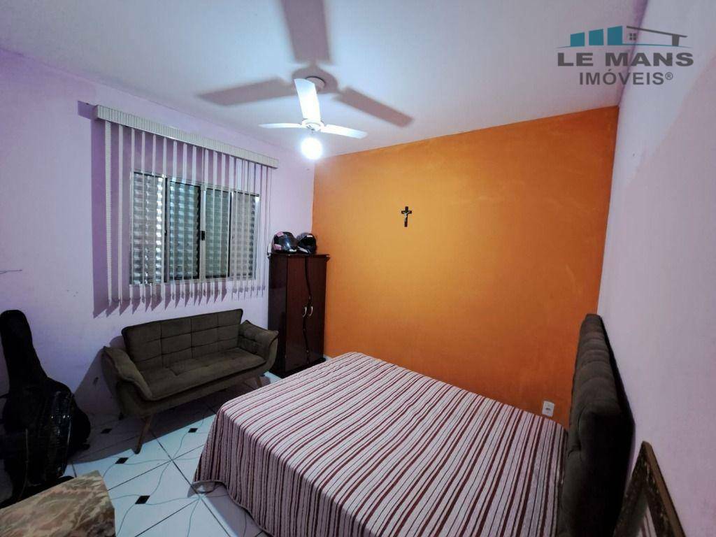 Casa à venda com 2 quartos, 78m² - Foto 6