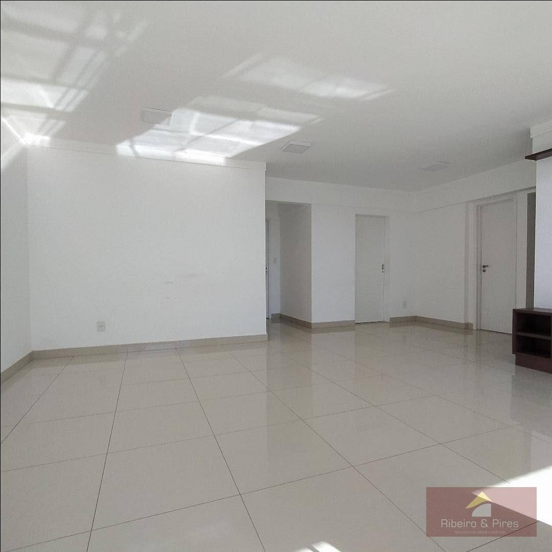 Apartamento à venda com 3 quartos, 111m² - Foto 4