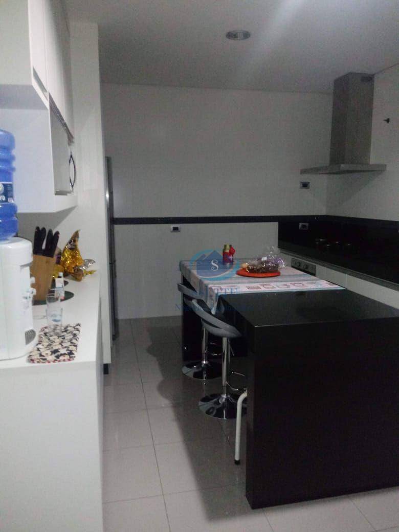 Casa à venda com 4 quartos, 280m² - Foto 10