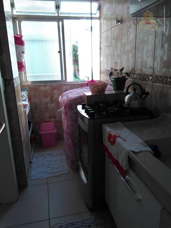 Apartamento à venda com 1 quarto, 40m² - Foto 12