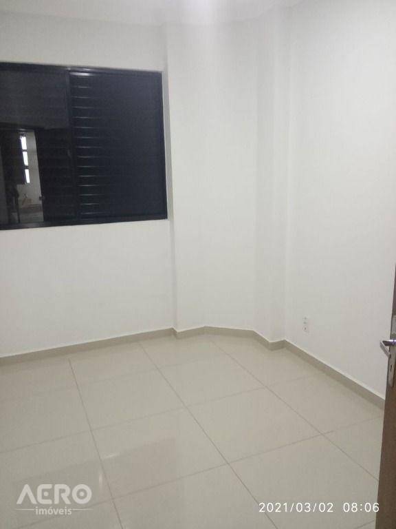 Apartamento à venda com 2 quartos, 88m² - Foto 9