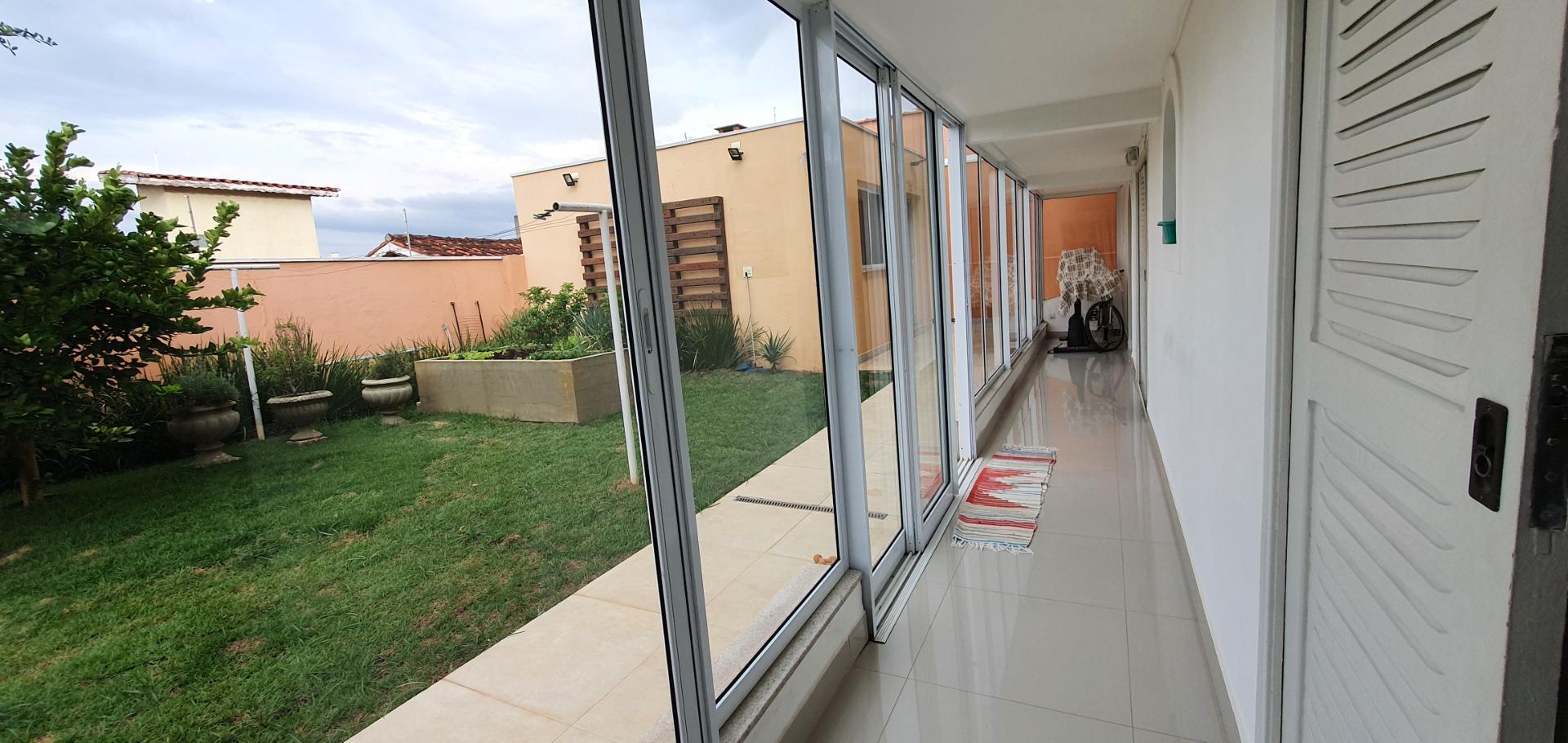 Casa à venda com 5 quartos, 600m² - Foto 34