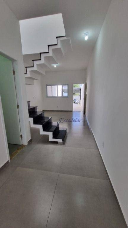 Sobrado à venda com 3 quartos, 130m² - Foto 3