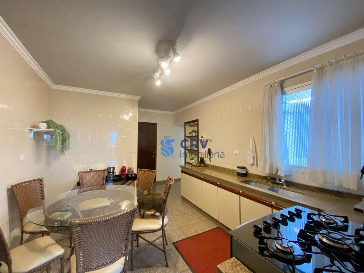 Apartamento à venda com 3 quartos, 171m² - Foto 8