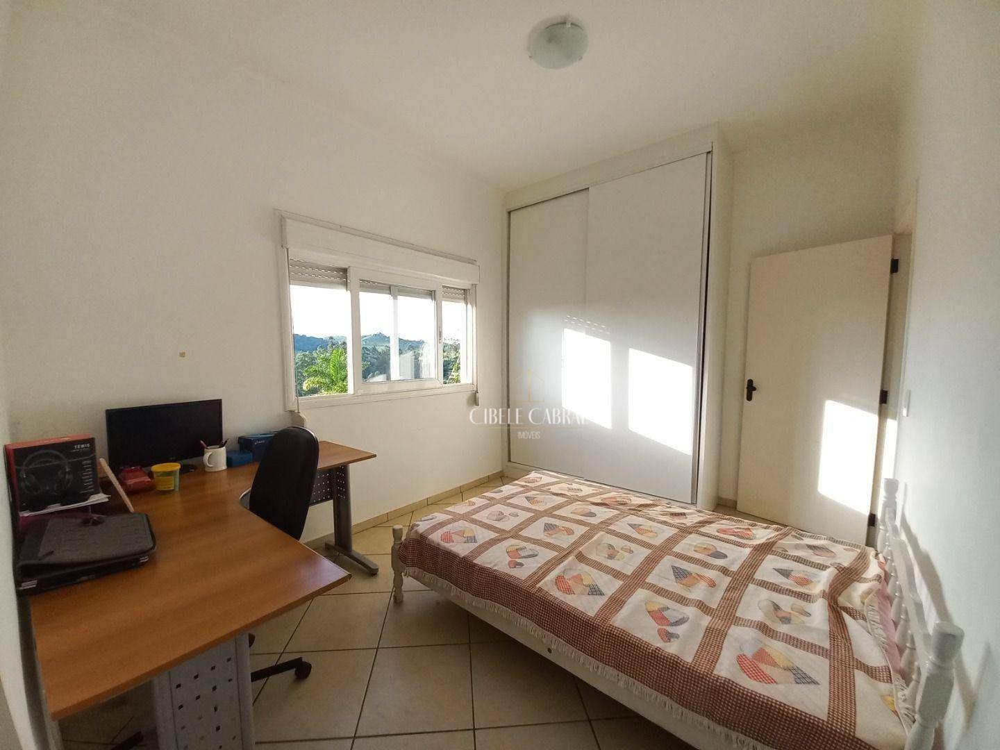 Casa de Condomínio à venda com 3 quartos, 300m² - Foto 33