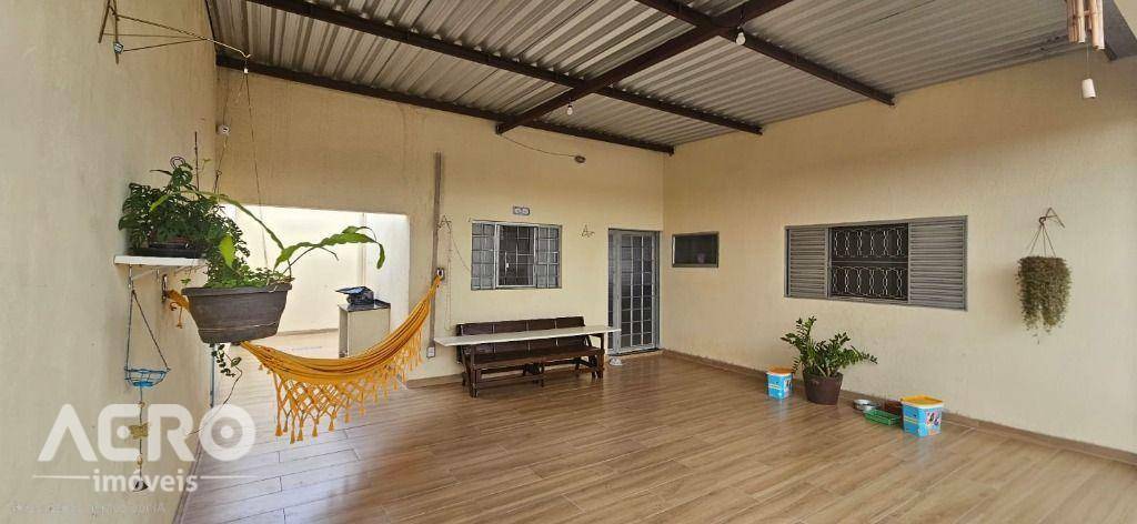 Casa, 2 quartos, 99 m² - Foto 2