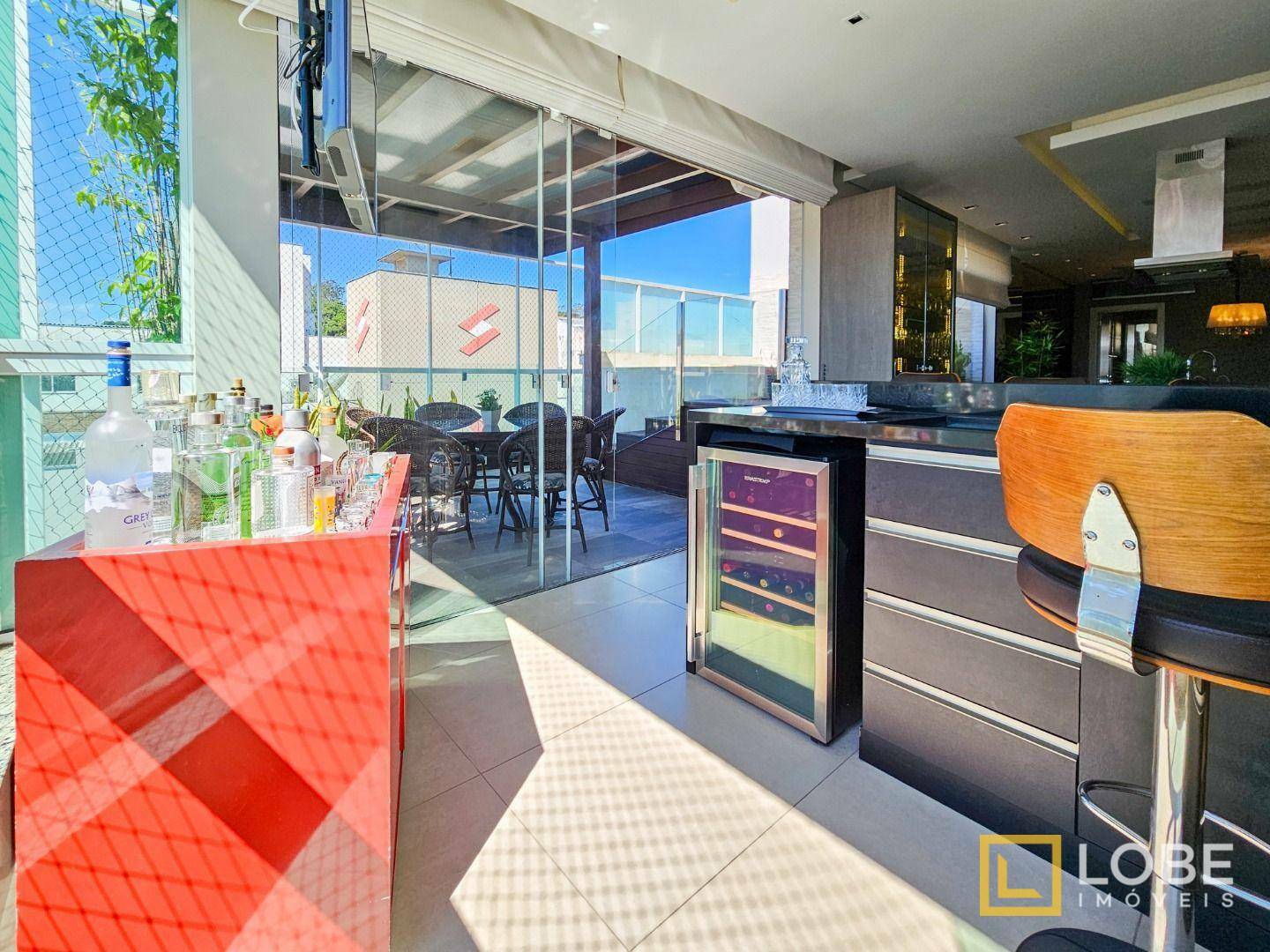 Cobertura, 3 quartos, 228 m² - Foto 5