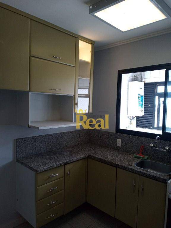 Apartamento à venda com 3 quartos, 105m² - Foto 10