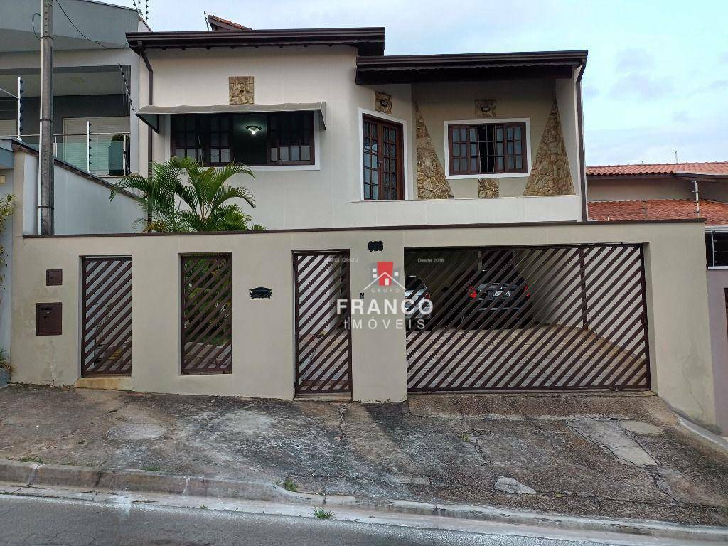 Casa à venda com 3 quartos, 241m² - Foto 2