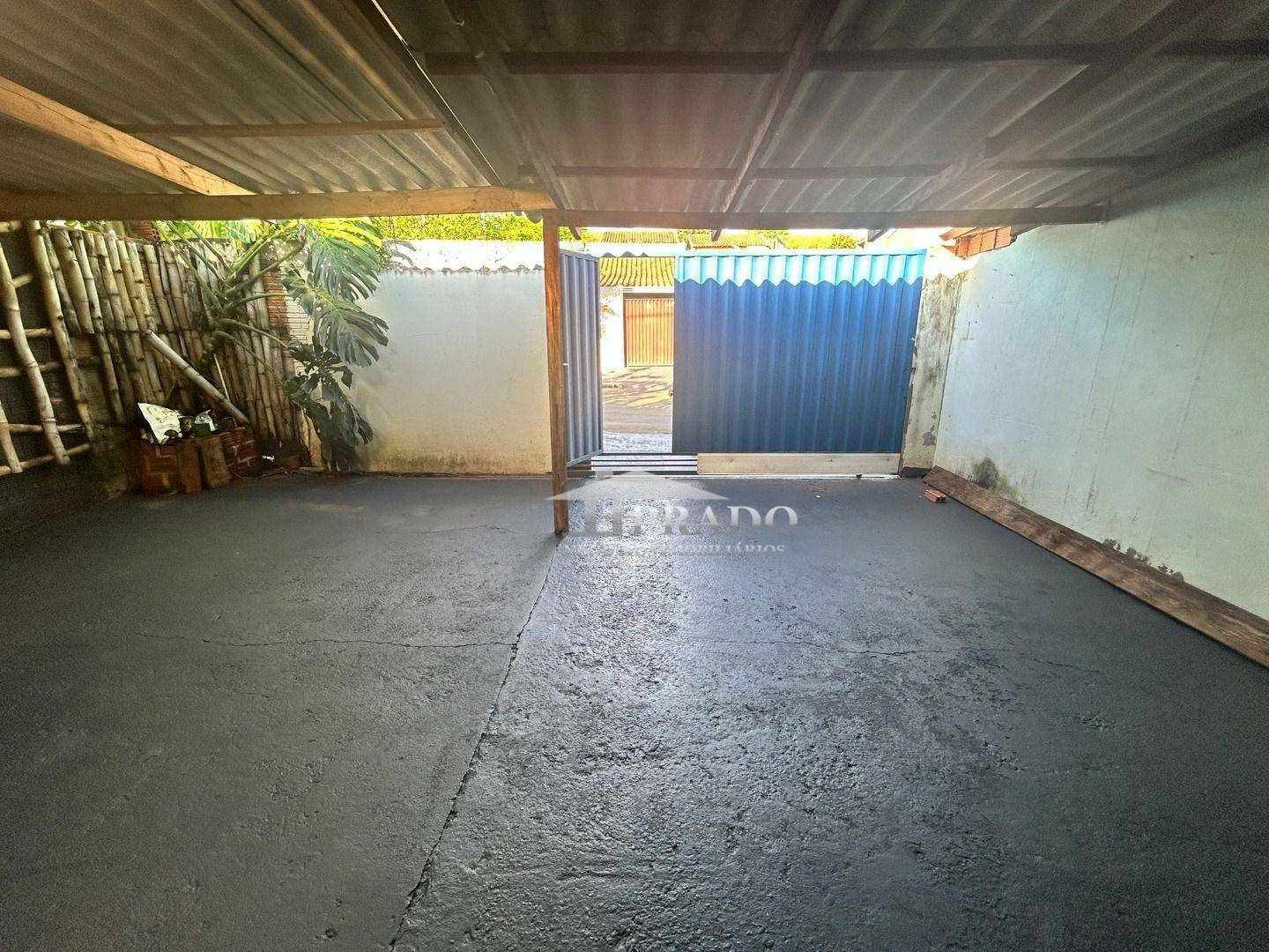 Casa para alugar com 2 quartos, 40m² - Foto 5