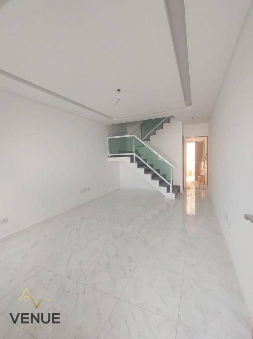 Sobrado à venda com 2 quartos, 62m² - Foto 4