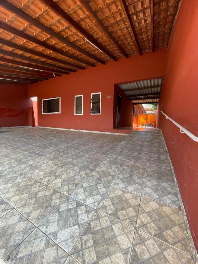 Casa à venda com 5 quartos, 426m² - Foto 2