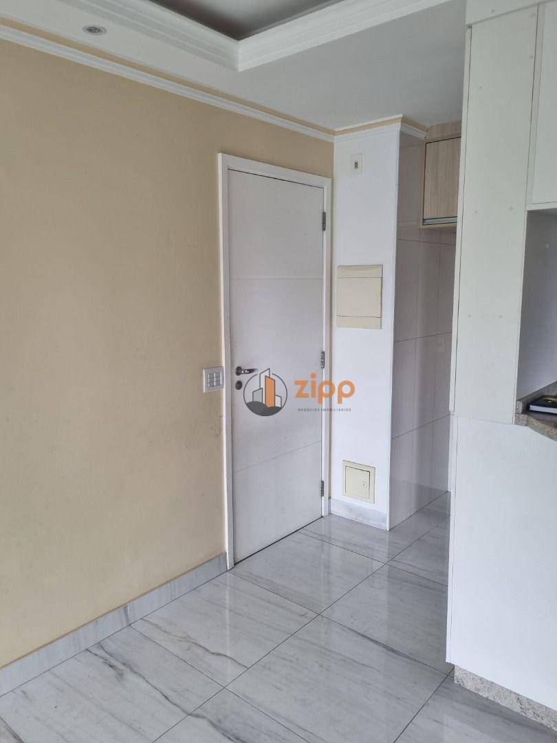 Apartamento para alugar com 2 quartos, 64m² - Foto 24