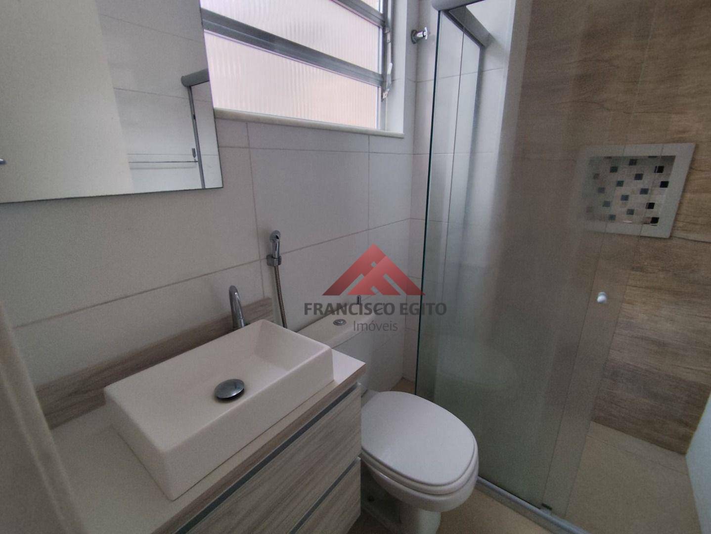 Apartamento para alugar com 1 quarto, 50m² - Foto 12