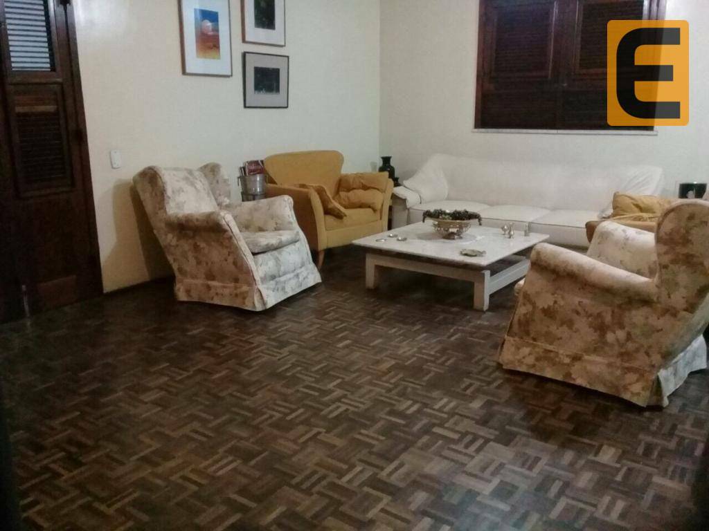 Casa à venda e aluguel com 3 quartos, 156m² - Foto 8