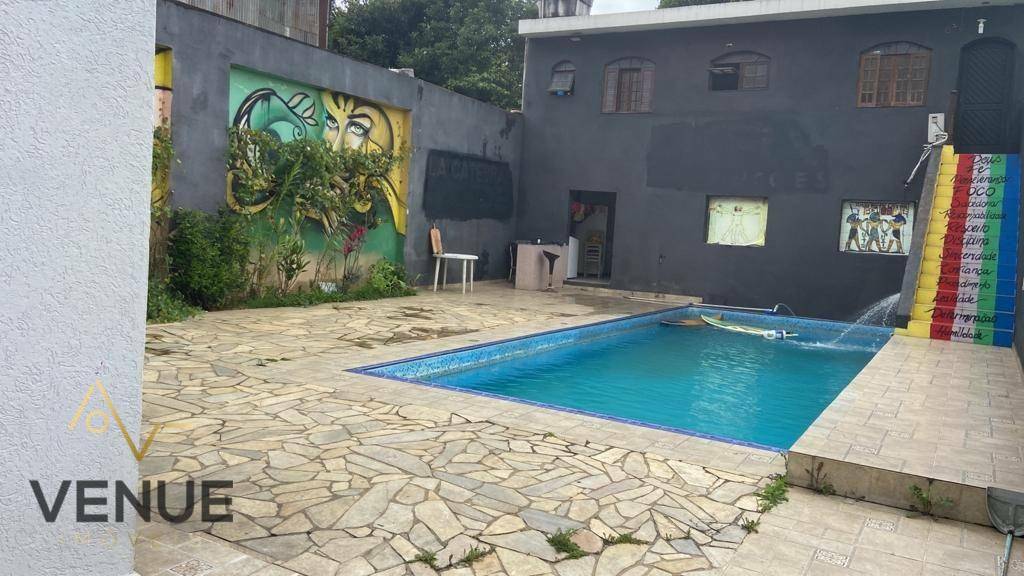 Sobrado à venda com 4 quartos, 340m² - Foto 42