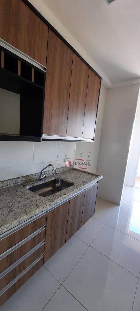 Apartamento à venda com 3 quartos, 75m² - Foto 4