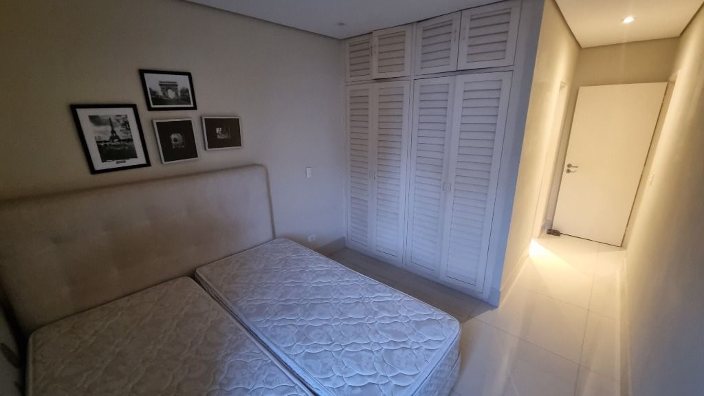 Apartamento à venda com 3 quartos, 180m² - Foto 25