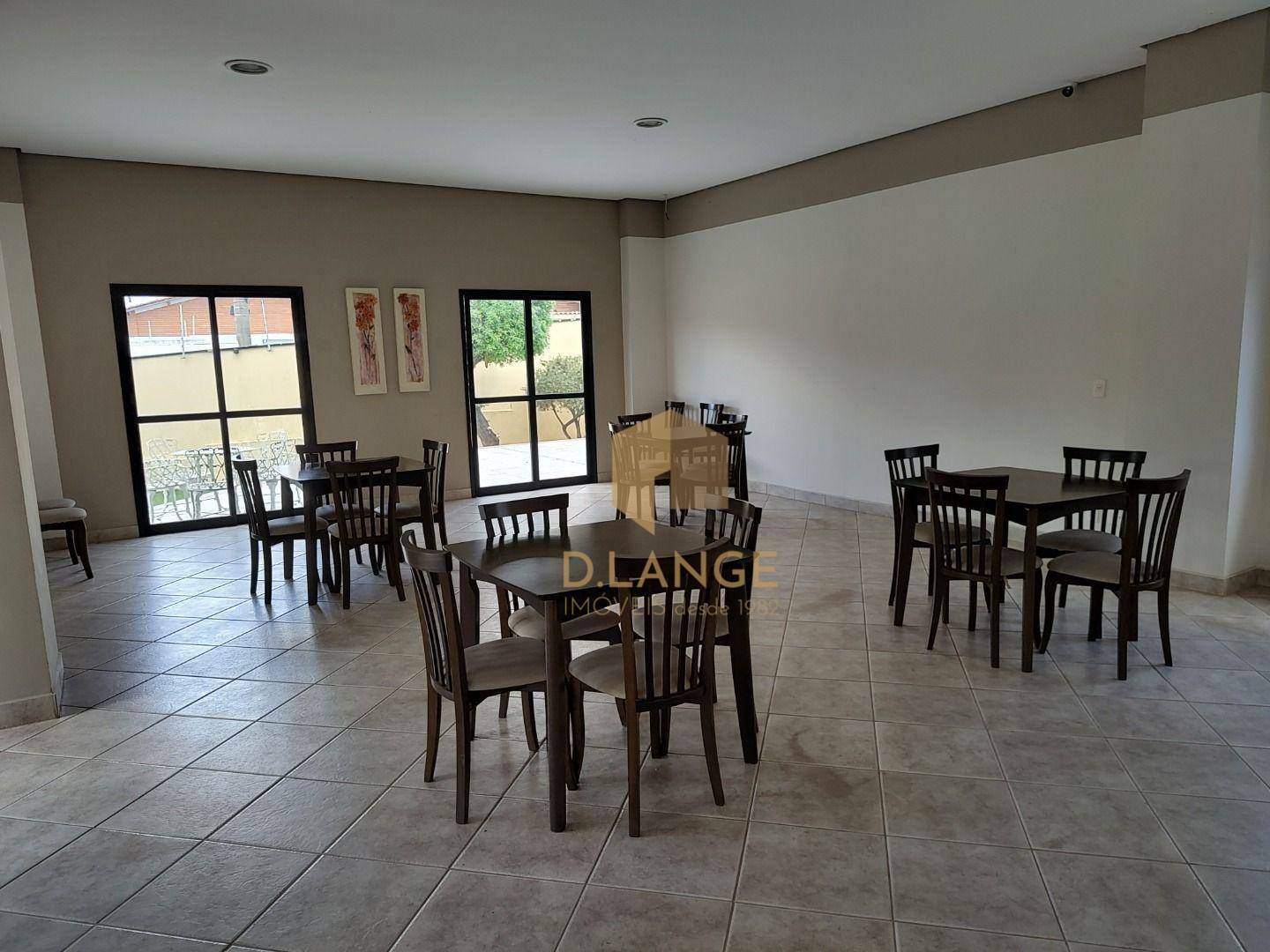 Apartamento para alugar com 1 quarto, 55m² - Foto 6