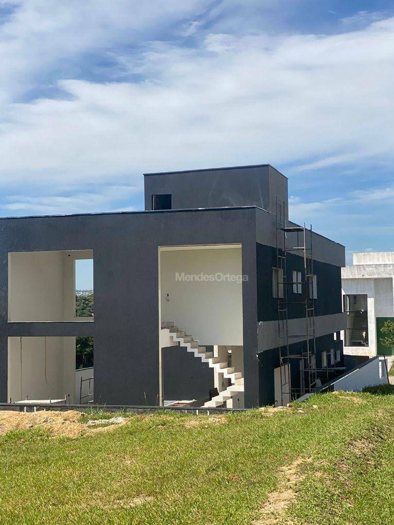 Casa de Condomínio à venda com 3 quartos, 350m² - Foto 4