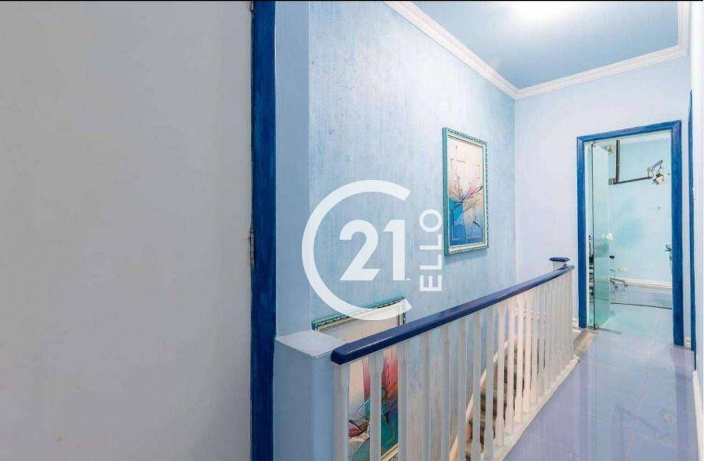 Casa à venda com 4 quartos, 220m² - Foto 15