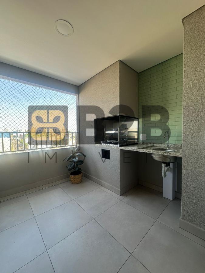 Apartamento à venda com 3 quartos, 76m² - Foto 1